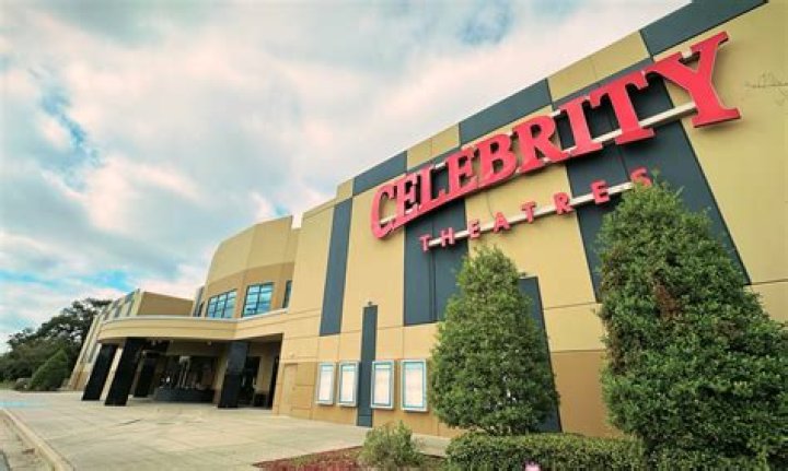 Gloria Gaynor | Celebrity Theatre